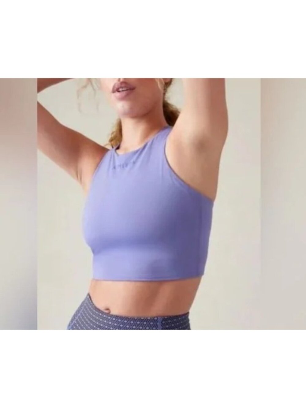Athleta Conscious Cropped Train Logo Sports Bra large Bra Top